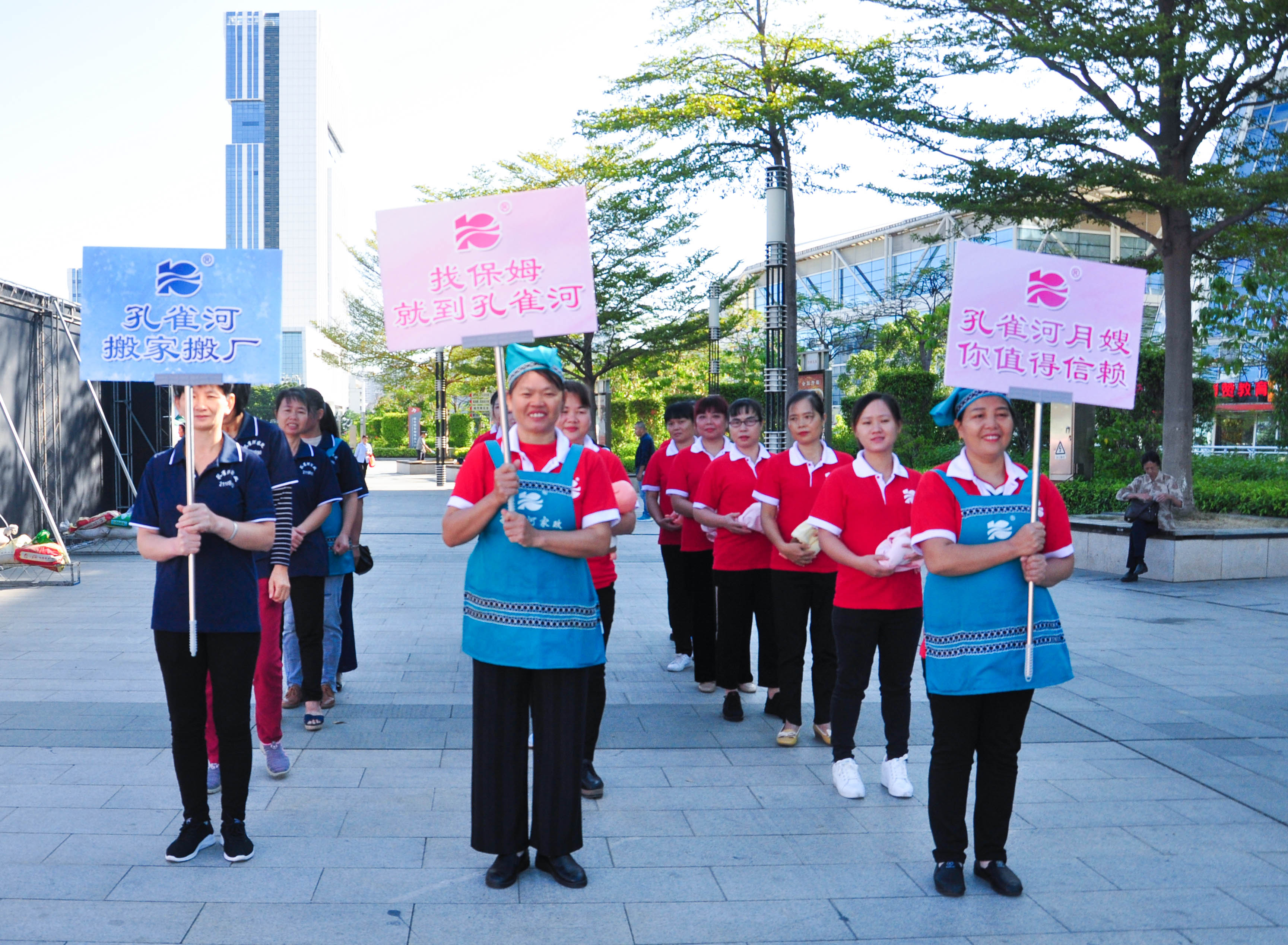 �g��Ц�Z��һ�ã�ʮ�˰���ˇ�R�ψ�������ȸ�������B�T�е����ü�����(ji��)